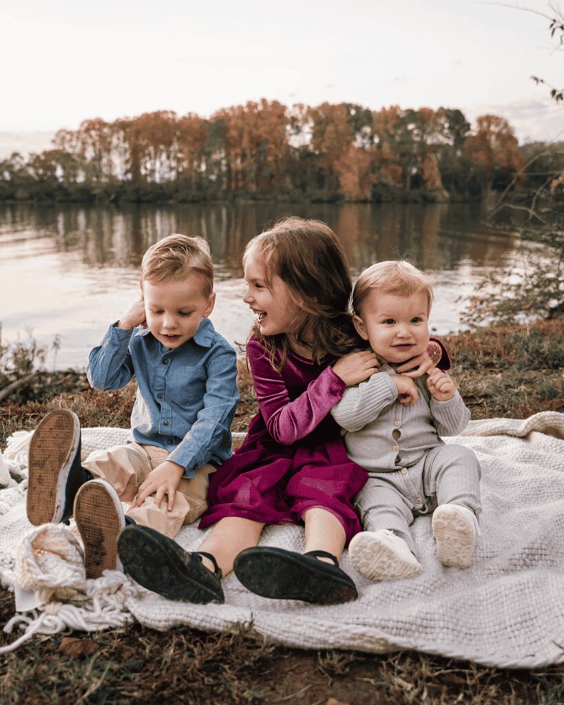 Outdoor children’s photography session in Murfreesboro, Tennessee